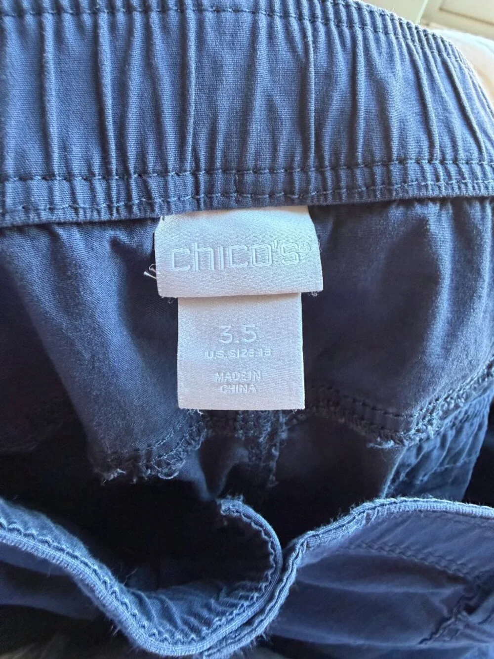 Chico's Navy Cargo Capri Pants 3.5 XL Pull-On Cotton Stretch Travel Utility